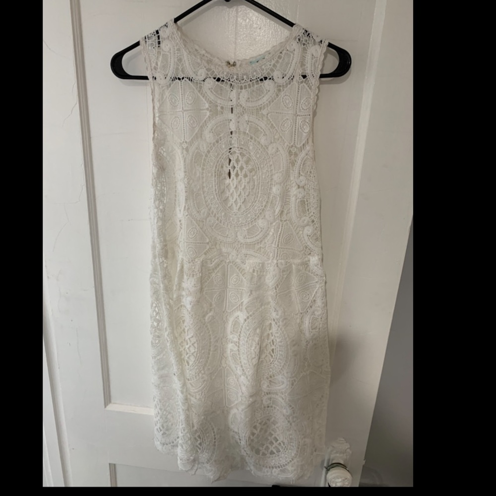White lace dress
